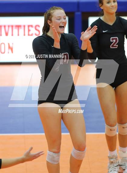 Thumbnail 2 in Benton vs. Little Rock Christian (AAA 5A Final) photogallery.