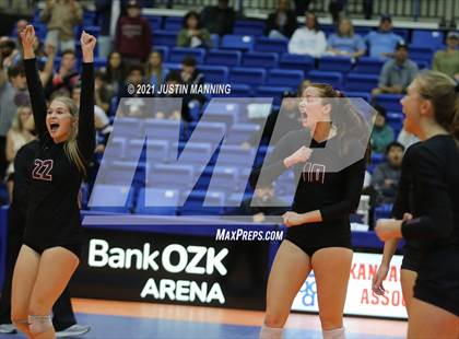 Thumbnail 1 in Benton vs. Little Rock Christian (AAA 5A Final) photogallery.