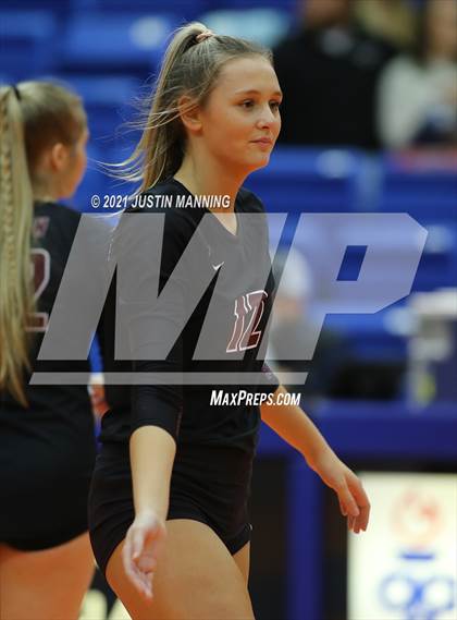 Thumbnail 1 in Benton vs. Little Rock Christian (AAA 5A Final) photogallery.