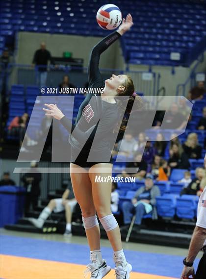Thumbnail 1 in Benton vs. Little Rock Christian (AAA 5A Final) photogallery.