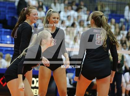 Thumbnail 1 in Benton vs. Little Rock Christian (AAA 5A Final) photogallery.