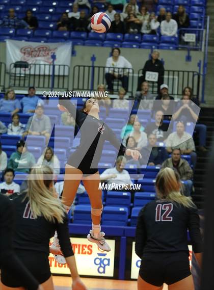 Thumbnail 1 in Benton vs. Little Rock Christian (AAA 5A Final) photogallery.