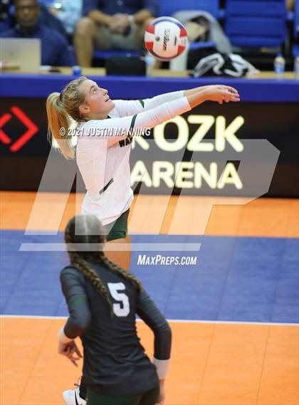 Thumbnail 2 in Benton vs. Little Rock Christian (AAA 5A Final) photogallery.