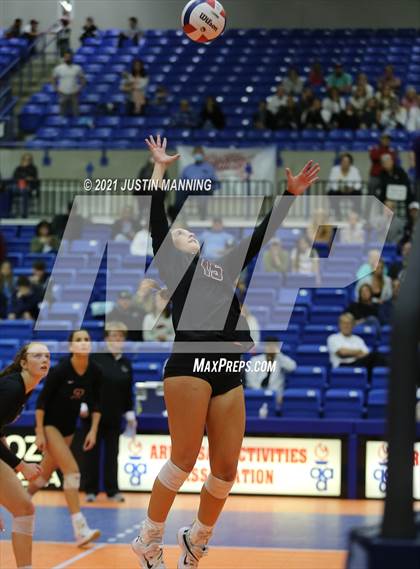 Thumbnail 3 in Benton vs. Little Rock Christian (AAA 5A Final) photogallery.