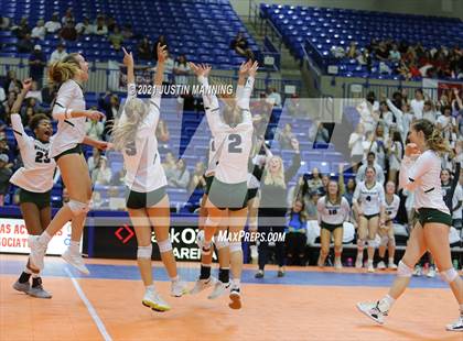 Thumbnail 3 in Benton vs. Little Rock Christian (AAA 5A Final) photogallery.