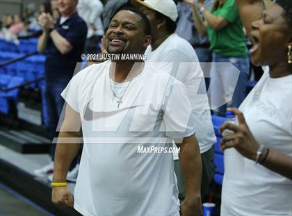 Thumbnail 3 in Benton vs. Little Rock Christian (AAA 5A Final) photogallery.