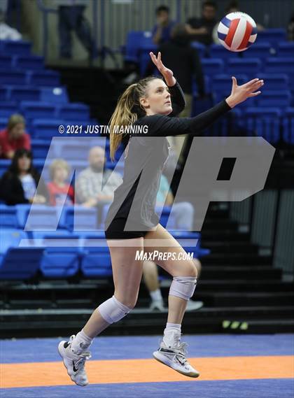 Thumbnail 2 in Benton vs. Little Rock Christian (AAA 5A Final) photogallery.