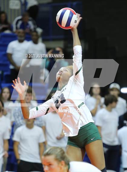 Thumbnail 1 in Benton vs. Little Rock Christian (AAA 5A Final) photogallery.