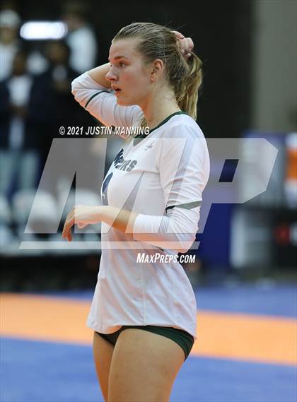 Thumbnail 3 in Benton vs. Little Rock Christian (AAA 5A Final) photogallery.