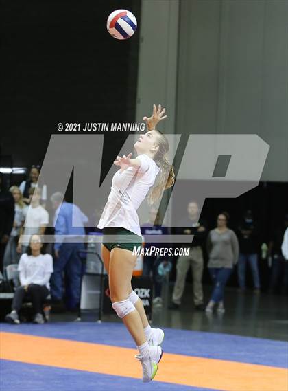 Thumbnail 1 in Benton vs. Little Rock Christian (AAA 5A Final) photogallery.