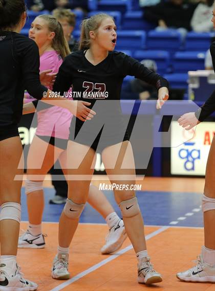 Thumbnail 3 in Benton vs. Little Rock Christian (AAA 5A Final) photogallery.