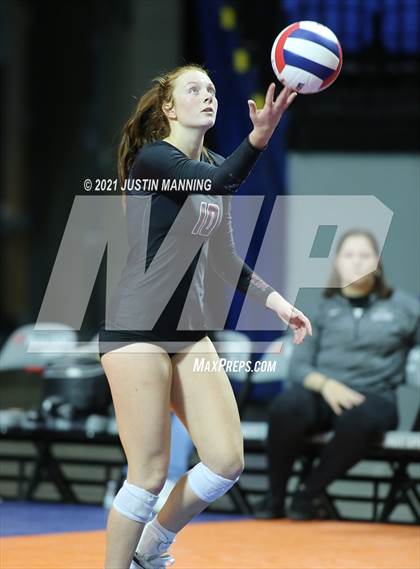 Thumbnail 3 in Benton vs. Little Rock Christian (AAA 5A Final) photogallery.