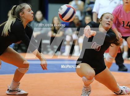 Thumbnail 1 in Benton vs. Little Rock Christian (AAA 5A Final) photogallery.