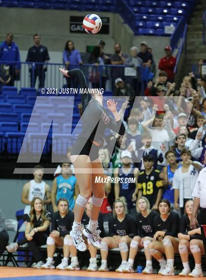 Thumbnail 1 in Benton vs. Little Rock Christian (AAA 5A Final) photogallery.