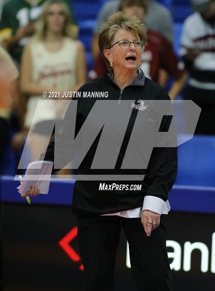 Thumbnail 3 in Benton vs. Little Rock Christian (AAA 5A Final) photogallery.