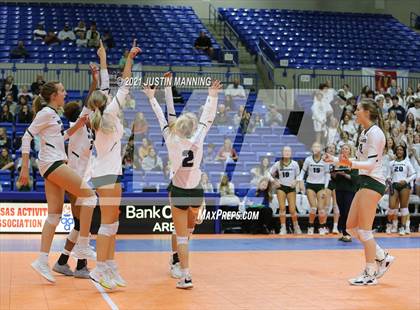 Thumbnail 2 in Benton vs. Little Rock Christian (AAA 5A Final) photogallery.