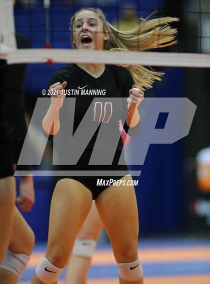 Thumbnail 3 in Benton vs. Little Rock Christian (AAA 5A Final) photogallery.