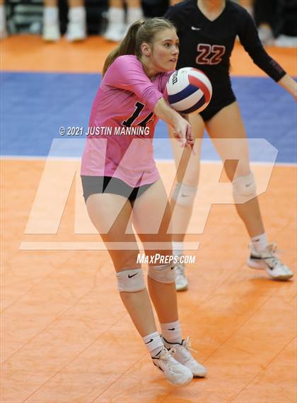 Thumbnail 1 in Benton vs. Little Rock Christian (AAA 5A Final) photogallery.