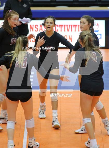 Thumbnail 3 in Benton vs. Little Rock Christian (AAA 5A Final) photogallery.