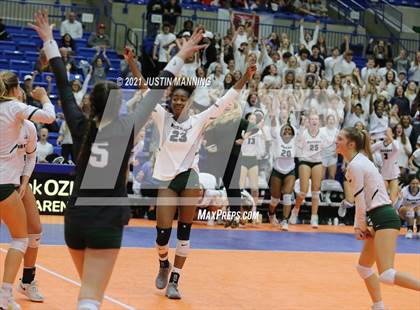 Thumbnail 3 in Benton vs. Little Rock Christian (AAA 5A Final) photogallery.