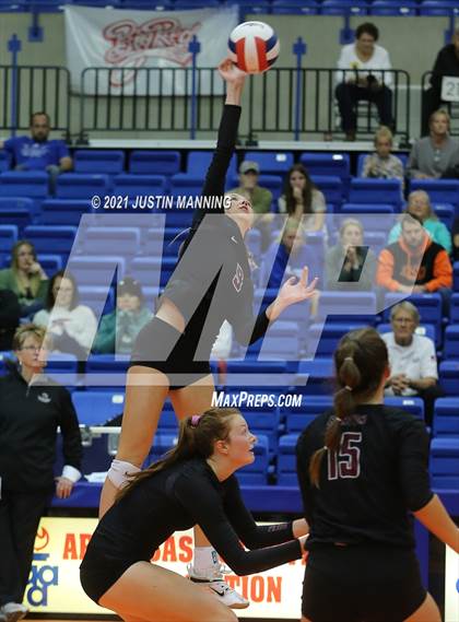 Thumbnail 3 in Benton vs. Little Rock Christian (AAA 5A Final) photogallery.