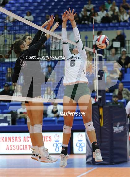 Thumbnail 3 in Benton vs. Little Rock Christian (AAA 5A Final) photogallery.