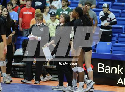 Thumbnail 2 in Benton vs. Little Rock Christian (AAA 5A Final) photogallery.