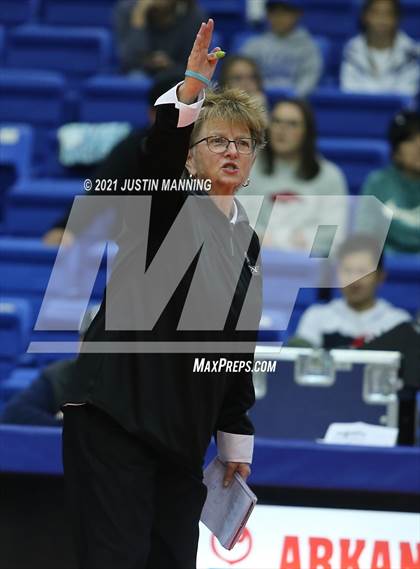 Thumbnail 2 in Benton vs. Little Rock Christian (AAA 5A Final) photogallery.