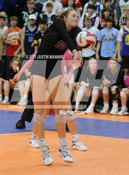 Thumbnail 1 in Benton vs. Little Rock Christian (AAA 5A Final) photogallery.