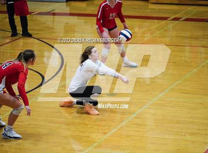 Thumbnail 2 in Denver East vs Erie (5A District 10 Tournament) photogallery.