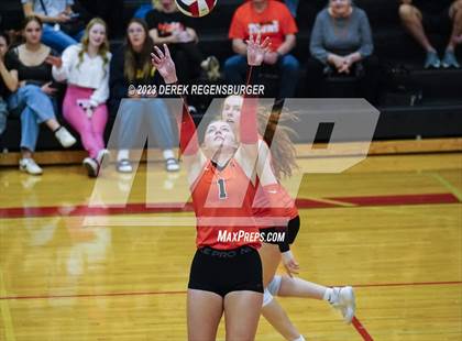 Thumbnail 2 in Denver East vs Erie (5A District 10 Tournament) photogallery.