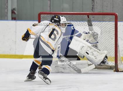 Thumbnail 1 in Suffield/Granby/Windsor Locks @ Simsbury photogallery.