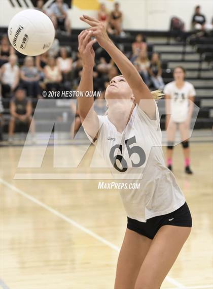 Thumbnail 1 in Mater Dei @ Foothill photogallery.