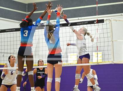 Thumbnail 2 in Fayetteville vs. Marymount (Durango Fall Classic) photogallery.