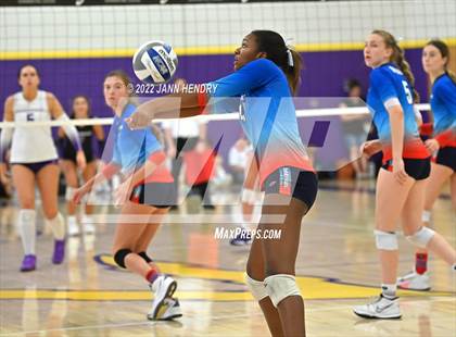 Thumbnail 3 in Fayetteville vs. Marymount (Durango Fall Classic) photogallery.