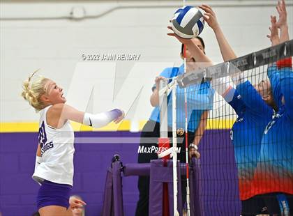 Thumbnail 1 in Fayetteville vs. Marymount (Durango Fall Classic) photogallery.