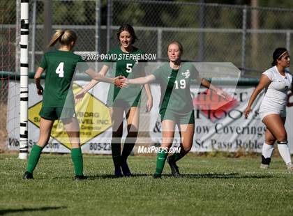 Thumbnail 2 in Reedley @ Templeton (CIF Central 1st Round) photogallery.