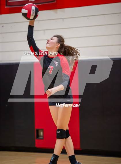 Thumbnail 3 in Chandler Prep vs Phoenix Christian photogallery.