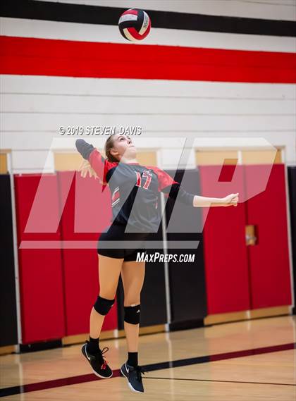 Thumbnail 3 in Chandler Prep vs Phoenix Christian photogallery.