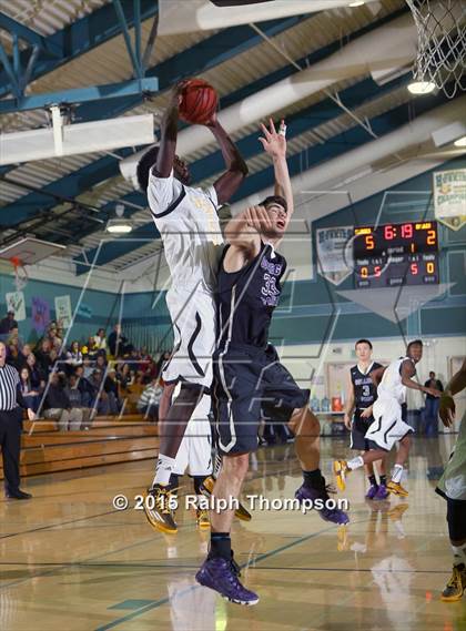 Thumbnail 2 in College Park vs. Edison (Adidas Challenge) photogallery.