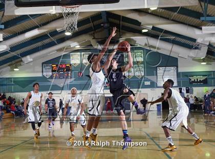 Thumbnail 3 in College Park vs. Edison (Adidas Challenge) photogallery.