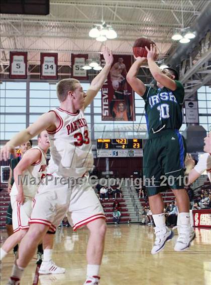 Thumbnail 3 in Burlingame vs. Sacred Heart Cathedral (CIF CCS D3 Final) photogallery.