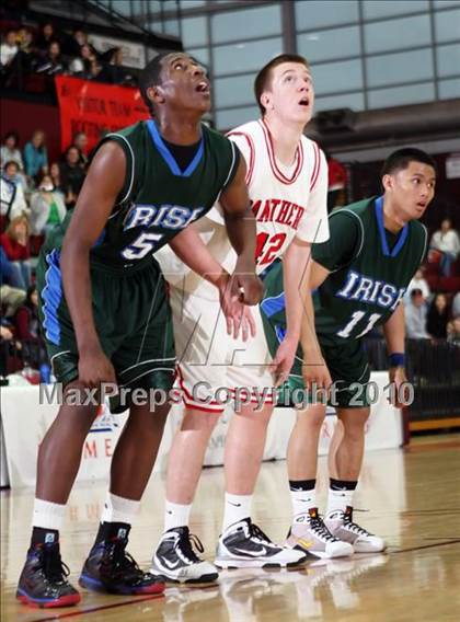 Thumbnail 1 in Burlingame vs. Sacred Heart Cathedral (CIF CCS D3 Final) photogallery.