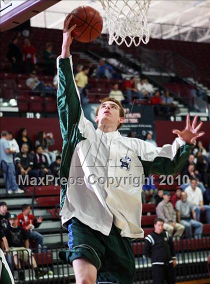 Thumbnail 2 in Burlingame vs. Sacred Heart Cathedral (CIF CCS D3 Final) photogallery.