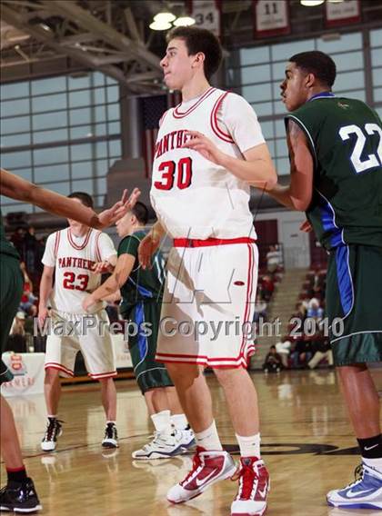 Thumbnail 2 in Burlingame vs. Sacred Heart Cathedral (CIF CCS D3 Final) photogallery.