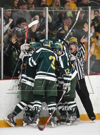 Thumbnail 1 in Hamden vs. Xavier (CIAC D1 Quarterfinal) photogallery.