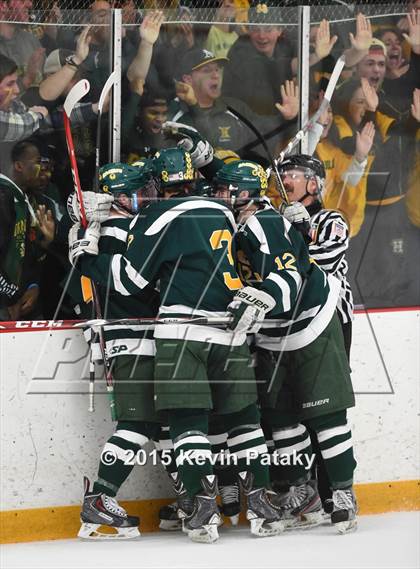 Thumbnail 2 in Hamden vs. Xavier (CIAC D1 Quarterfinal) photogallery.