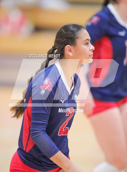 Thumbnail 2 in St. Mary's Academy vs. Kent Denver photogallery.