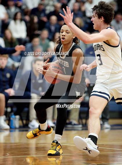 Thumbnail 2 in Guyer vs Keller photogallery.