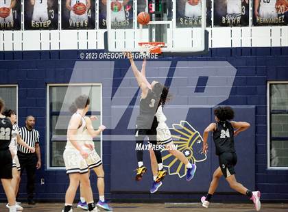 Thumbnail 1 in Guyer vs Keller photogallery.